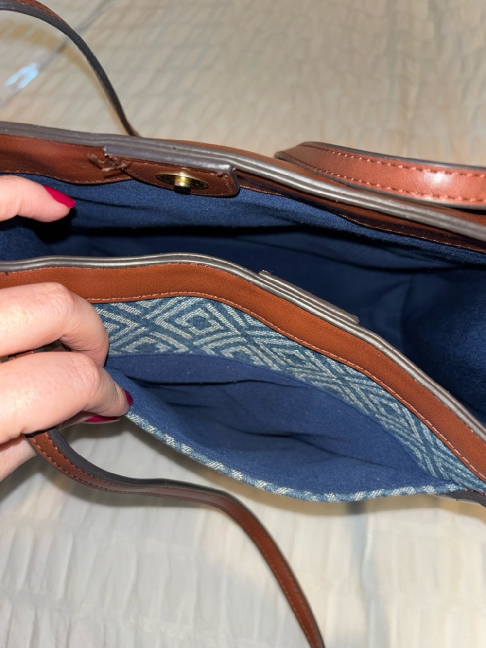 Liz Claiborne Blue Geometric Tote Bag Brown Trim Shoulder Purse - Picture 7 of 9